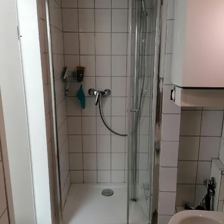 Burgfrieden 6