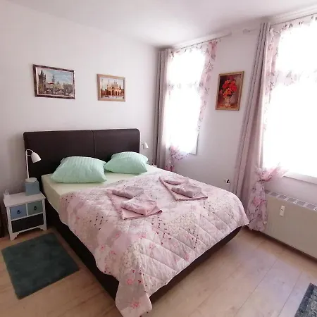 Burgfrieden 6 *